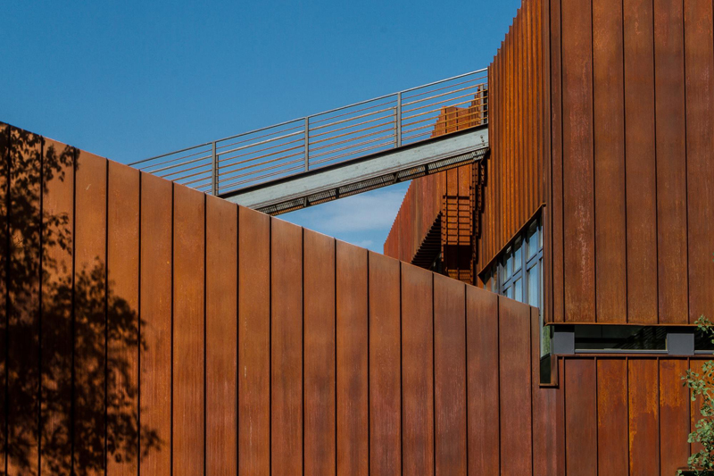 会泽耐候钢板廊架